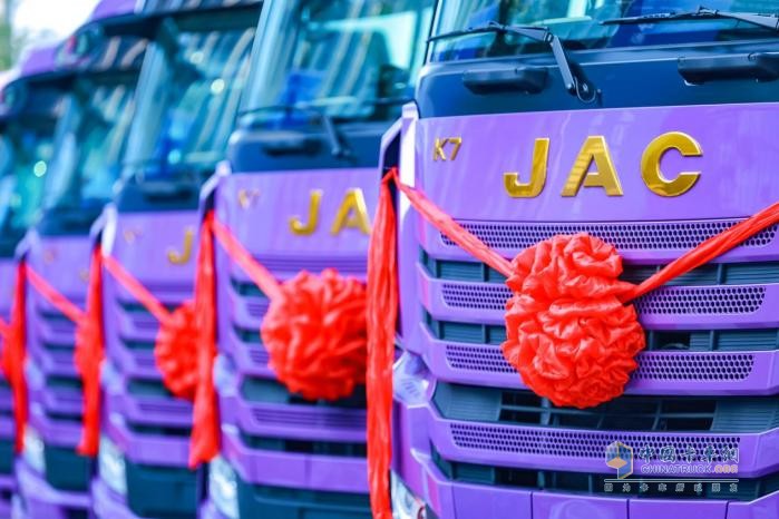 備戰(zhàn)雙十一快遞快運(yùn)，智能江淮重卡K7+帶來新玩法！