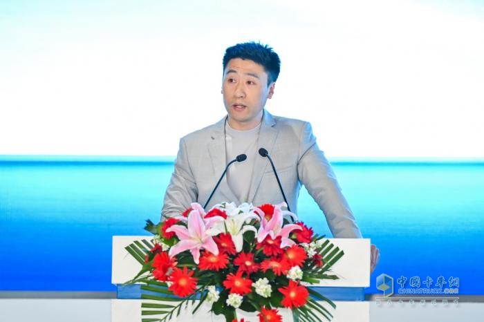 300臺戰(zhàn)略簽約，100臺交付！歐曼持續(xù)助力上海佳軒降本提質增效