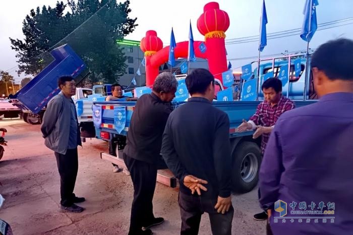 飛碟汽車燃油車4月推介會(huì)火爆全國(guó) 遍地開(kāi)花！