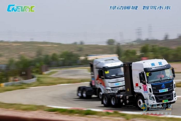 乘龍H5 400度充換電一體輕量化牽引車，出場即高光