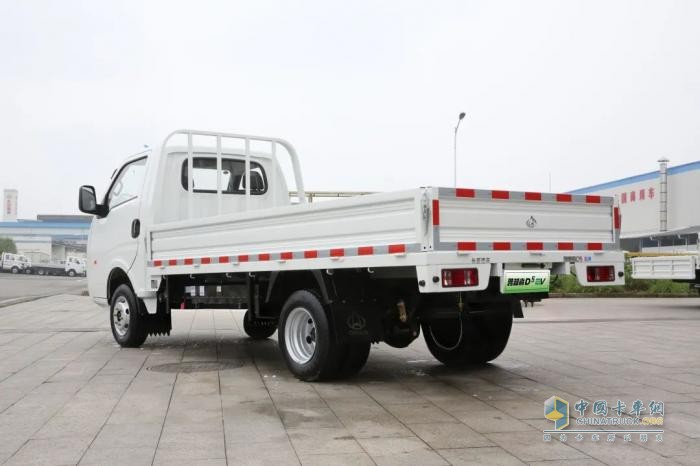 跨越者D5EV 300Km長(zhǎng)續(xù)航版，五大升級(jí)，震撼亮相！