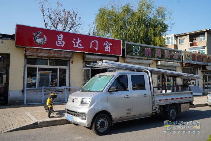 既能載人又能拉貨，祥菱Q：門窗工匠的得力助手