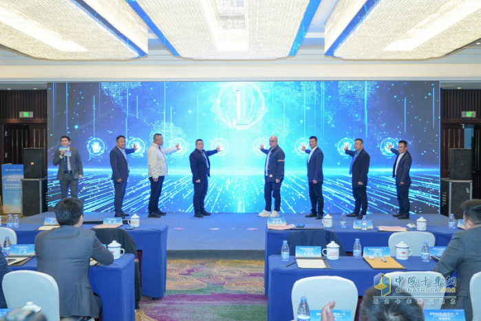致敬創(chuàng)業(yè)者 我們是創(chuàng)一代 2025年開瑞小卡合作伙伴峰會(huì)!