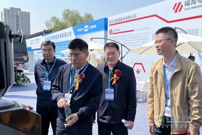 福龍馬火爆亮相2025北京環(huán)衛(wèi)展吸睛無數(shù)，新車型亮點大揭秘！