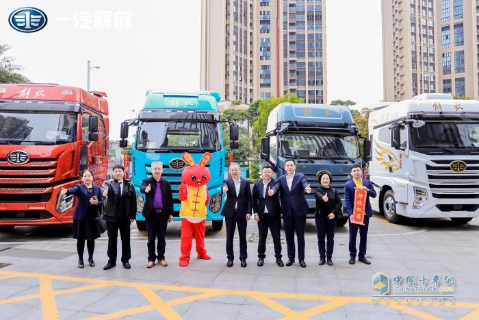開(kāi)年戰(zhàn)報(bào)：一汽解放首月終端份額達(dá)到25.8%，以領(lǐng)跑者姿態(tài)起步2023