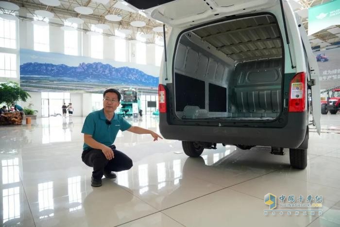 貨運新人如何購車？這款飛碟U6中面車型或為“最優(yōu)解”！