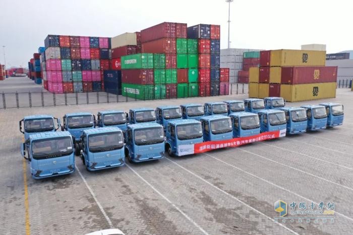 首批20臺電車交付柬埔寨客戶！濰柴新能源商用車與大象集團打響合力出海戰(zhàn)略“第一槍”