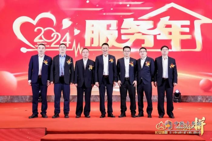長(zhǎng)安跨越營(yíng)銷公司榮獲長(zhǎng)安汽車(chē)“模范三級(jí)單位”稱號(hào)