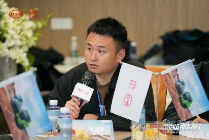 為基建開創(chuàng)綠色先鋒，比亞迪T31純電產(chǎn)品深受四川路橋信賴