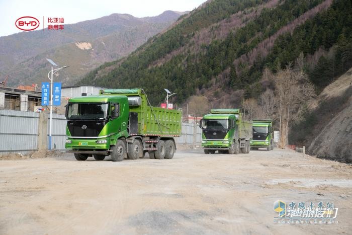 攜手共建綠色天府 超300臺(tái)比亞迪純電動(dòng)專用車投運(yùn)四川路橋