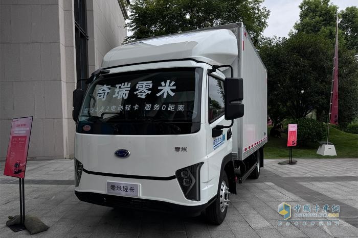 8月輕卡：銷13.3萬(wàn)輛再“遇冷”，福田\長(zhǎng)城\江淮居前三，鑫源領(lǐng)漲