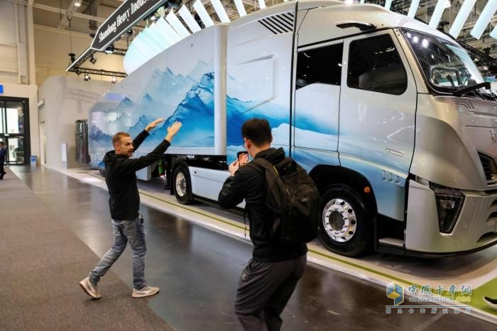中國重汽,新能源車型,漢諾威商用車展