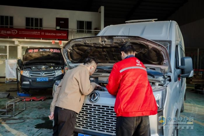 東風(fēng)輕型車暖心關(guān)懷，卡友福利年終備至