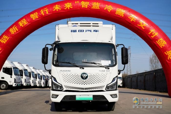 持續(xù)信賴 批量交付 歐馬可智藍(lán)冷藏車為首都冷鏈物流綠色轉(zhuǎn)型打樣
