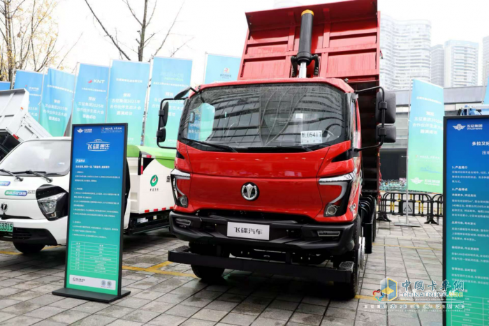 不參與內(nèi)卷 飛碟汽車(chē)有什么底氣來(lái)迎接2025年的挑戰(zhàn)？