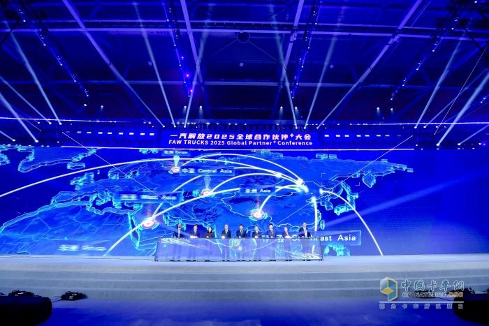 溫情與榮耀并進，一汽解放2024品牌之路繁花滿徑