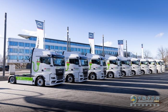 首批10輛純電卡車(chē)已到崗 曼恩與德鐵信可攜手共探綠色運(yùn)輸未來(lái)