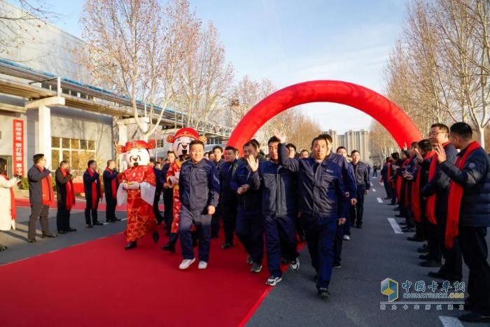 宇通專用車2025年開工盛典燃情開啟！
