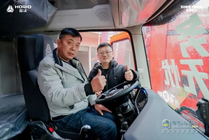 港口老板們都在搶什么？豪沃港拖車強勢鉅惠驚艷上海灘