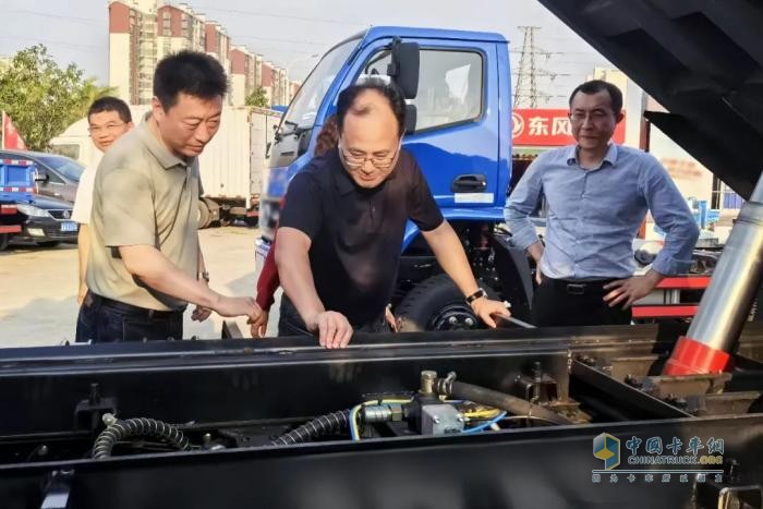 東風商用車：公司領導調(diào)研走訪山東、河南、海南、甘肅、新疆區(qū)域市場