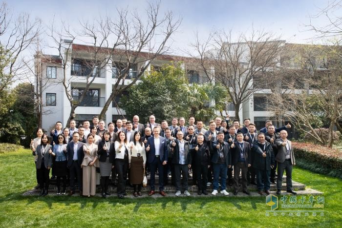 持續(xù)深耕高端市場！2025曼恩商用車（中國）經(jīng)銷商大會舉行