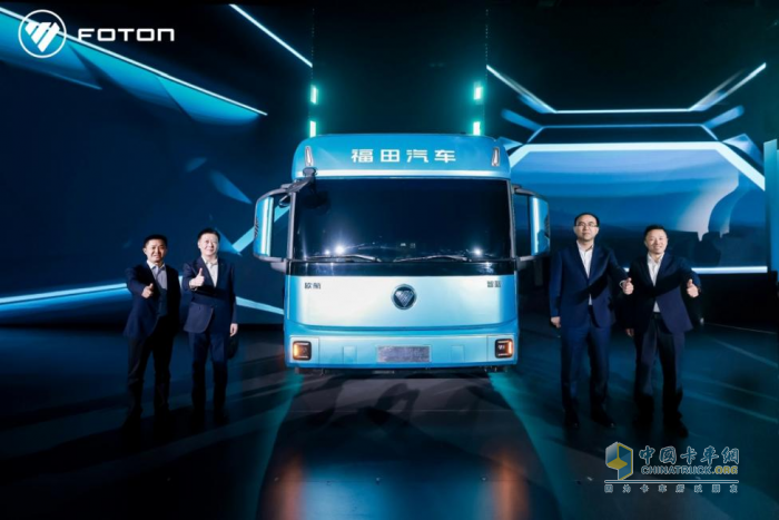行業(yè)首款卡車低入口環(huán)衛(wèi)車全國上市 歐航智藍(lán)EHL開啟城市清潔裝備新篇章