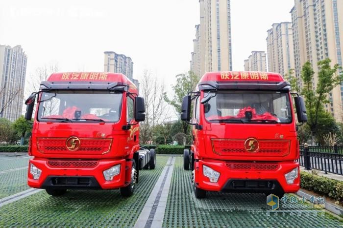 西安康明斯：陜汽新明珠載貨車(chē)新品駕到，燃動(dòng)物流新生態(tài)！