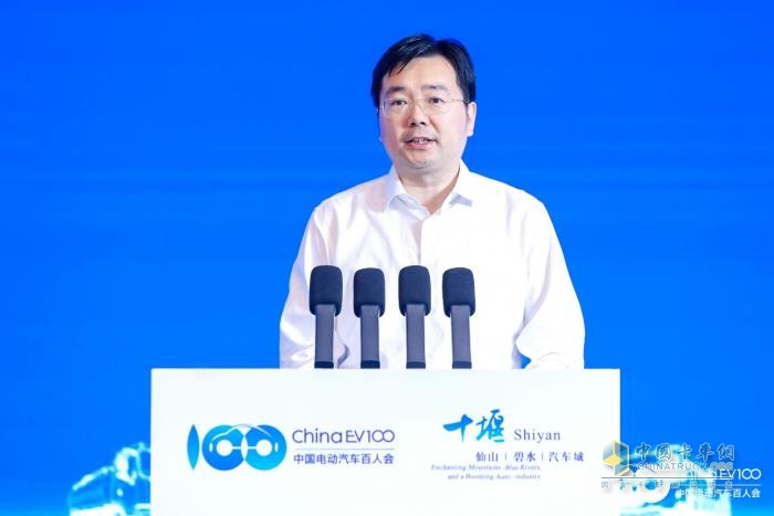 東風(fēng)商用車亮相2025專用車產(chǎn)業(yè)創(chuàng)新發(fā)展大會(huì)暨專用車科技展