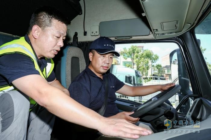 2025沃爾沃卡車(chē)綠色駕駛學(xué)院及車(chē)隊(duì)長(zhǎng)研修營(yíng)招募開(kāi)啟！