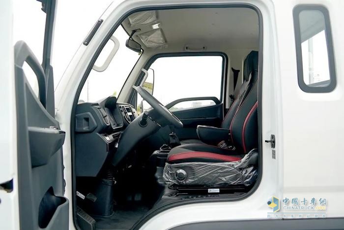 媒體深度試駕時代FORLAND“三好”車型