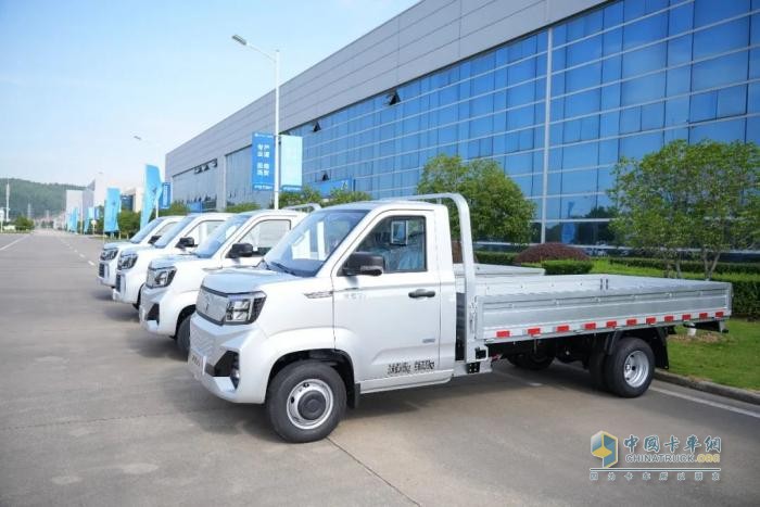 實(shí)測(cè)祥菱V5的“戰(zhàn)斗力”：一車通吃的“增收王”！