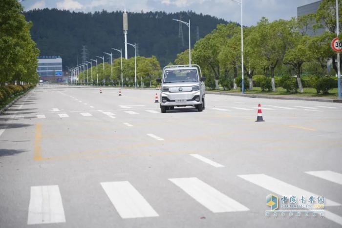 實(shí)測(cè)祥菱V5的“戰(zhàn)斗力”：一車通吃的“增收王”！