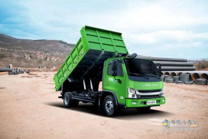 瑞沃金剛S3混動版自卸車 油電雙擎大幅提高運(yùn)輸效率