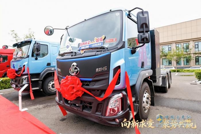 現(xiàn)場訂車93臺，東風柳汽乘龍之夜燃動山西運城
