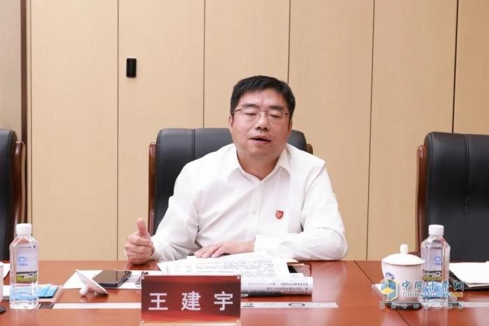 “價(jià)格屠夫”此起彼伏，解放憑什么敢Say No？