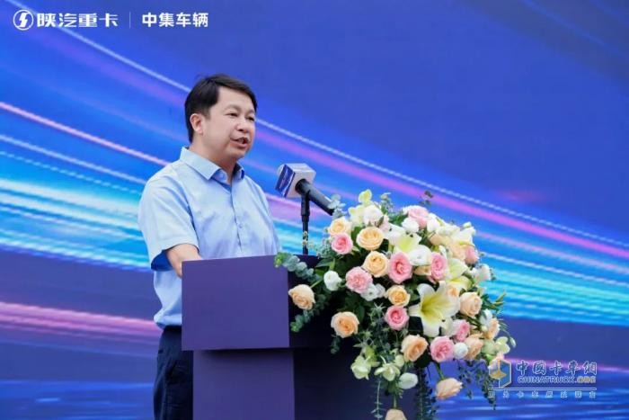 陜汽新能源頭掛列車批量交付大客戶，驅(qū)動(dòng)綠色物流與區(qū)域經(jīng)濟(jì)深度融合