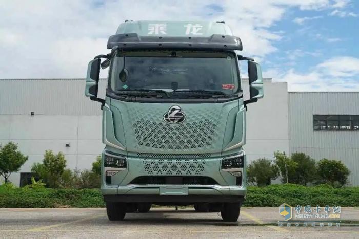 創(chuàng)富選對車，一路更硬氣！乘龍H5V創(chuàng)富版LNG牽引車實(shí)力圈粉！