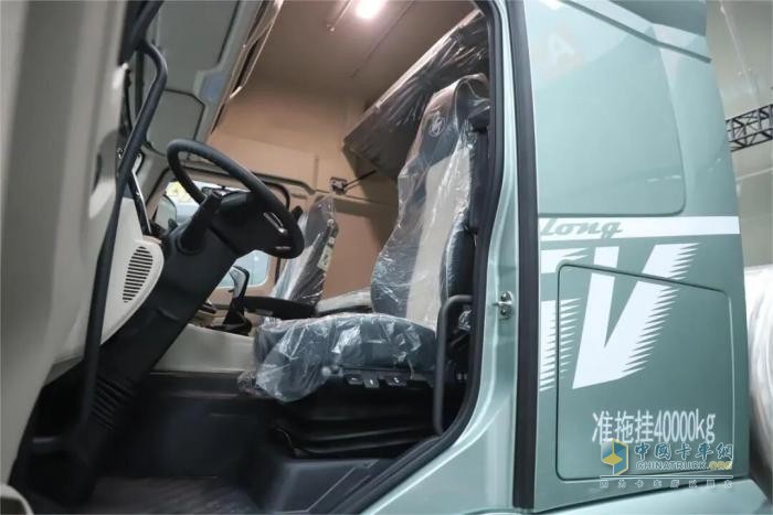 創(chuàng)富選對車，一路更硬氣！乘龍H5V創(chuàng)富版LNG牽引車實(shí)力圈粉！