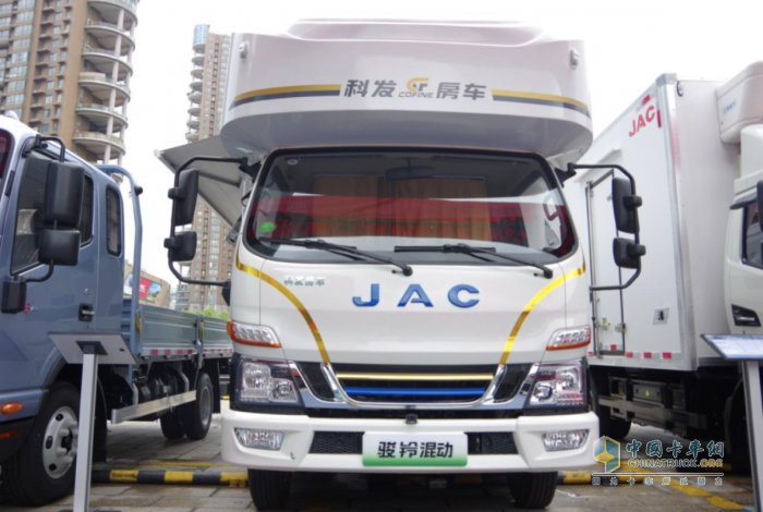 輕卡也能做房車？江淮1卡駿鈴聚寶盆混動房車為你打開旅行新方式！