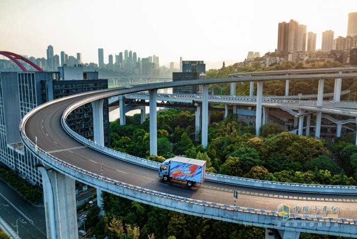 真場景、真數(shù)據(jù)、真實力！宇通新能源商用車山地性能挑戰(zhàn)首戰(zhàn)告捷