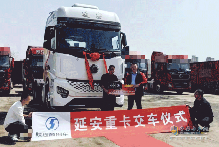 陜汽延安S700牽引車，全國交車熱潮涌動，遍地開花大顯實(shí)力！