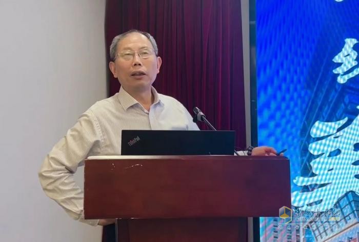 2025液體?；穫}儲安全技術(shù)發(fā)展研討會在南京成功召開