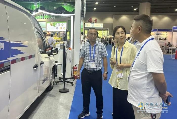 冷鏈運(yùn)輸看這里！五菱冷藏車廣州展實(shí)力圈粉海內(nèi)外客戶