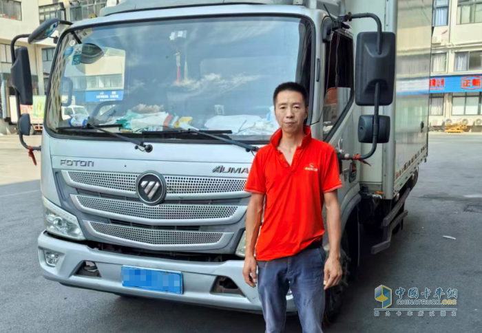 7年跑超百萬(wàn)公里！歐馬可成李師傅冷藏運(yùn)輸路上的“可靠戰(zhàn)友”