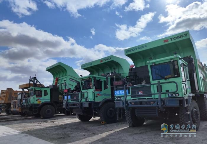 微宏與同力重工聯(lián)合推出環(huán)保型混合動力礦用卡車