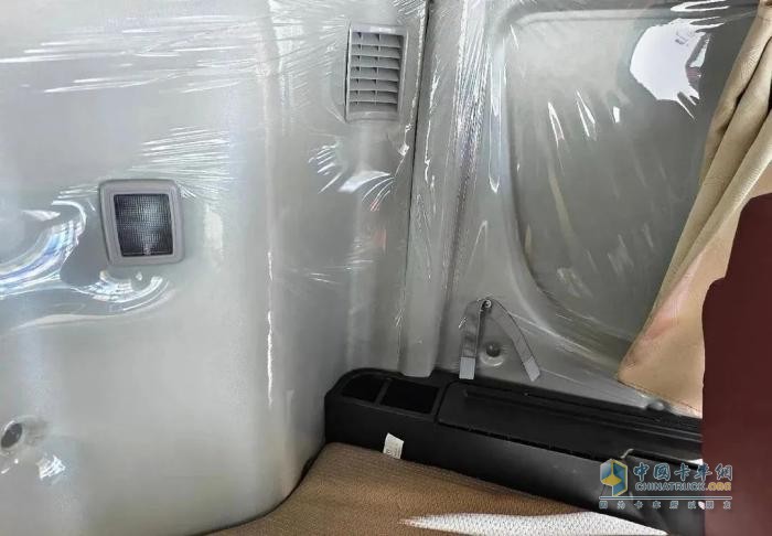 39.99萬元買630馬力燃氣車 還送一臺奇瑞冰淇淋！看奇瑞商用車全新“金鳳凰”重卡