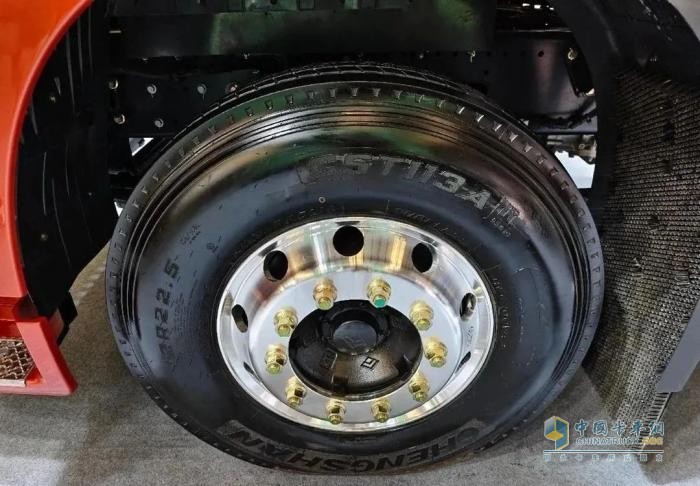 39.99萬元買630馬力燃氣車 還送一臺奇瑞冰淇淋！看奇瑞商用車全新“金鳳凰”重卡
