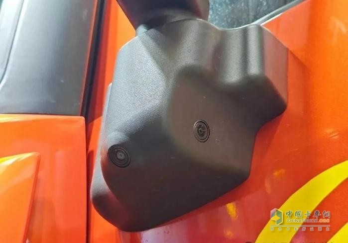 39.99萬元買630馬力燃氣車 還送一臺奇瑞冰淇淋！看奇瑞商用車全新“金鳳凰”重卡