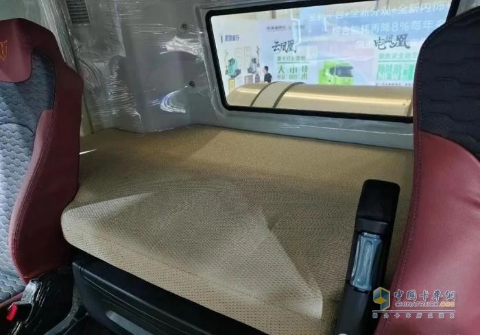 39.99萬元買630馬力燃氣車 還送一臺奇瑞冰淇淋！看奇瑞商用車全新“金鳳凰”重卡