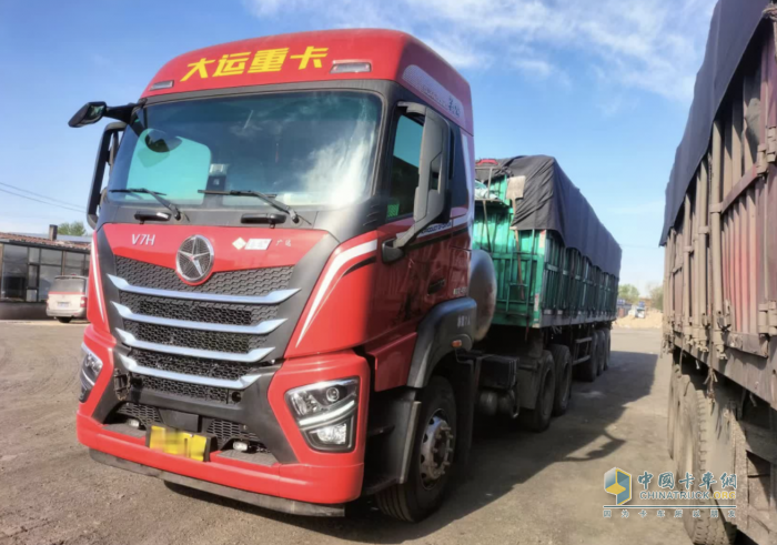 十年前就接觸燃氣重卡 張總為何敢一口氣買5輛大運V7H？